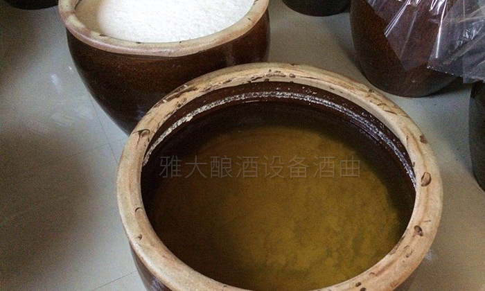 釀酒工藝-低度白酒是如何用白酒釀酒設(shè)備釀制的？5